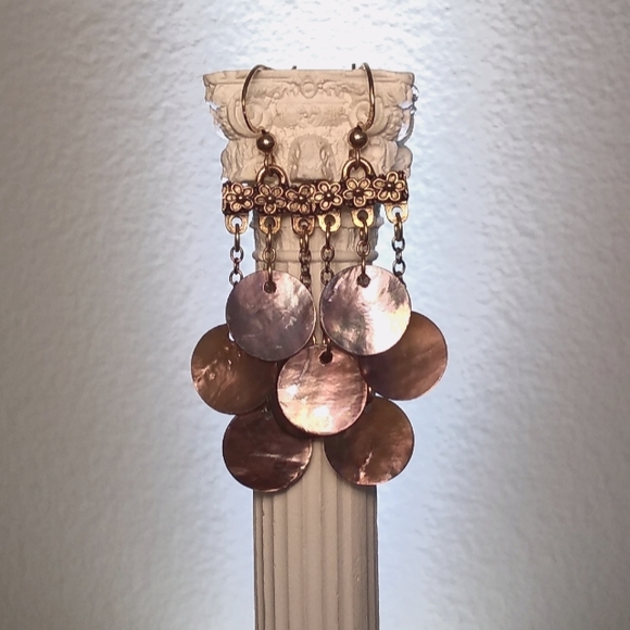 Jewelry - shell disc earrings